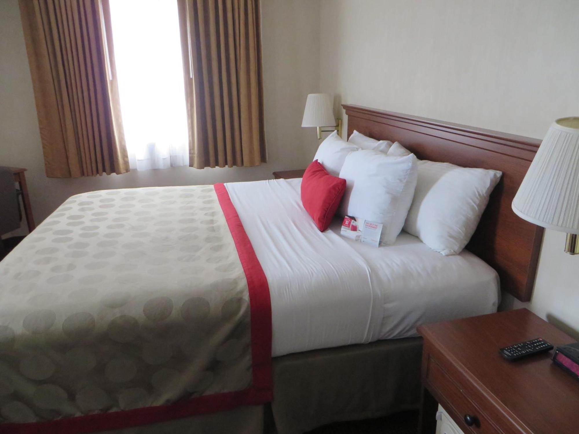 Hotel Ramada By Wyndham Hawthorne/Lax Pokój zdjęcie